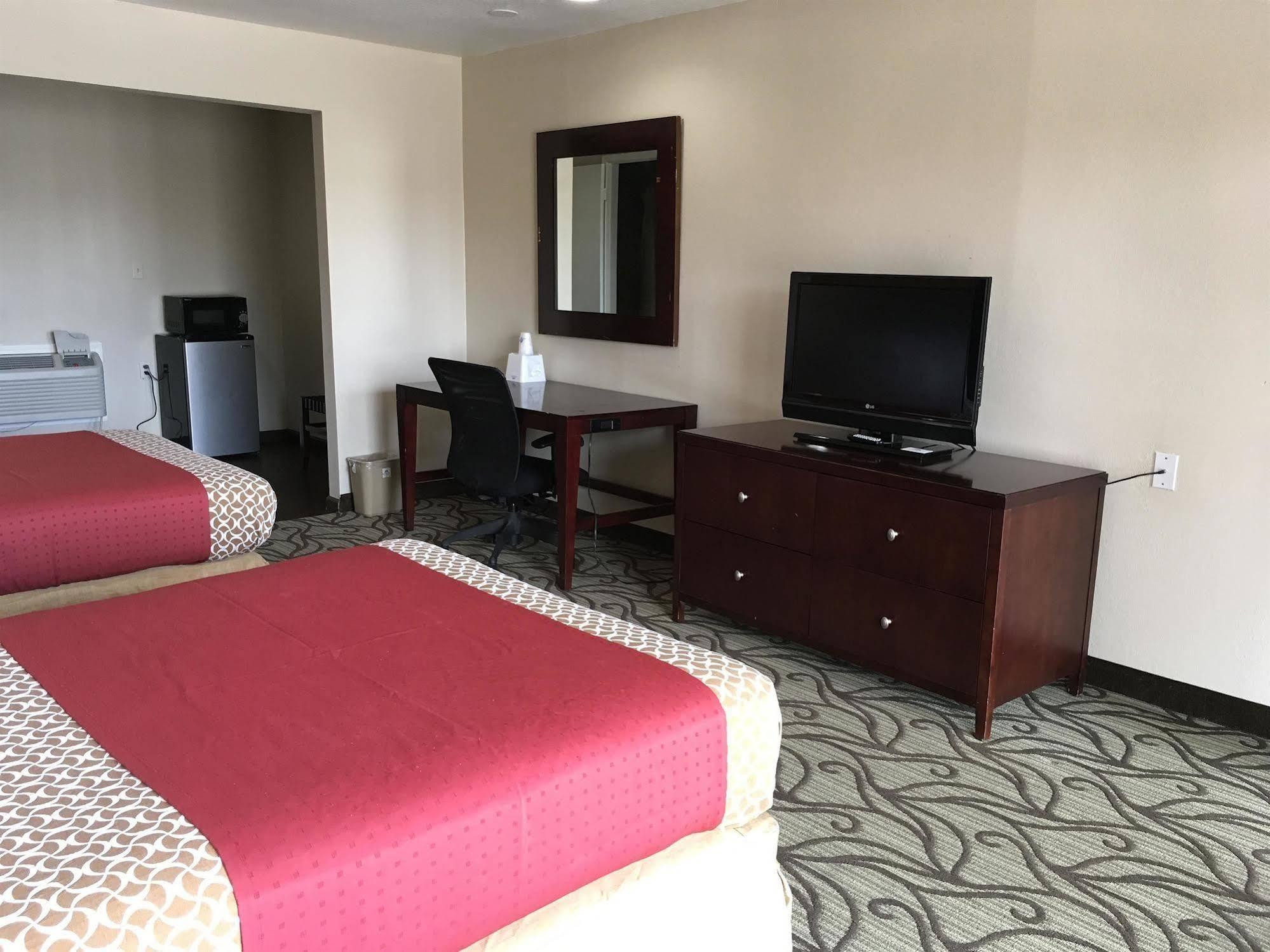 Americas Best Value Inn Texarkana Exterior photo