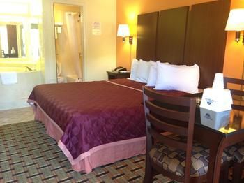 Americas Best Value Inn Texarkana Exterior photo