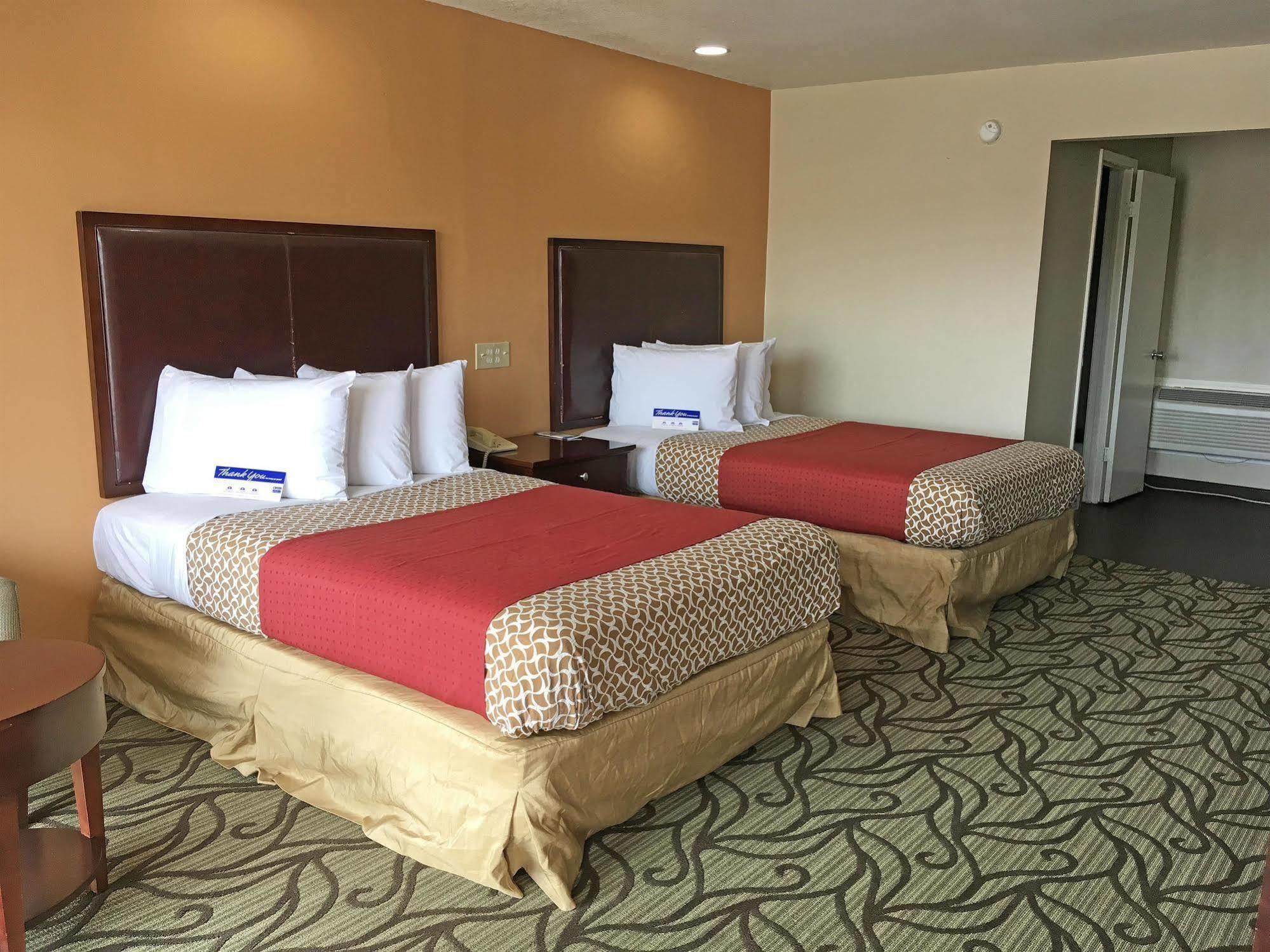 Americas Best Value Inn Texarkana Exterior photo